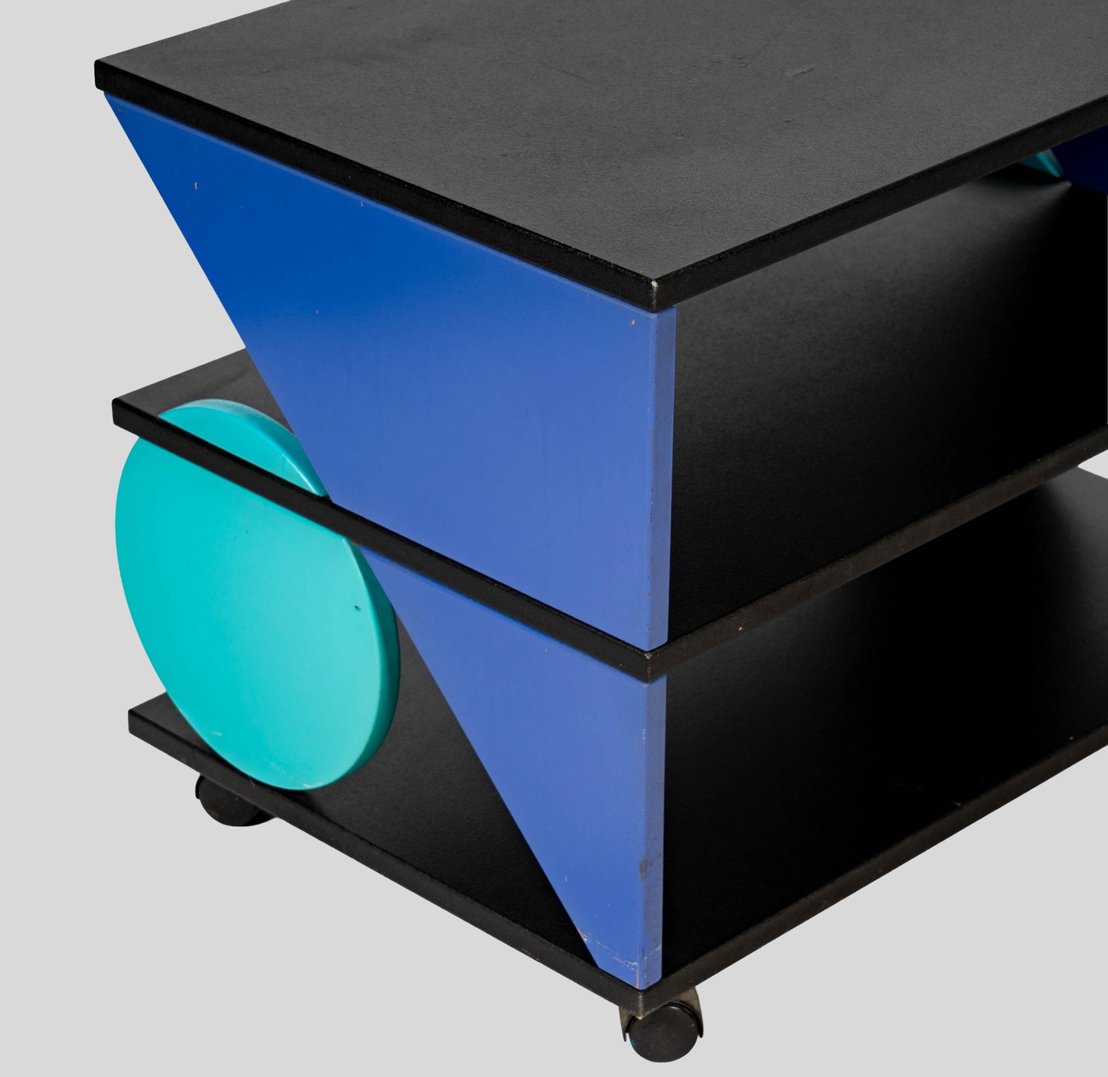 Memphis-Style Side Table - 4