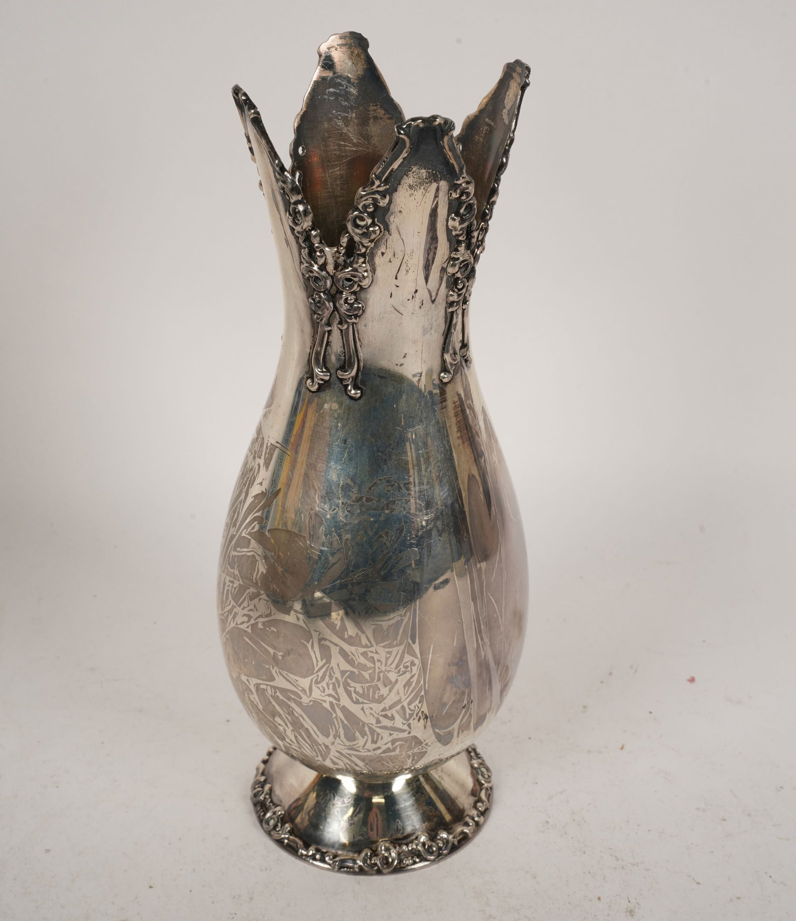 Peruvian Sterling Vase - 4