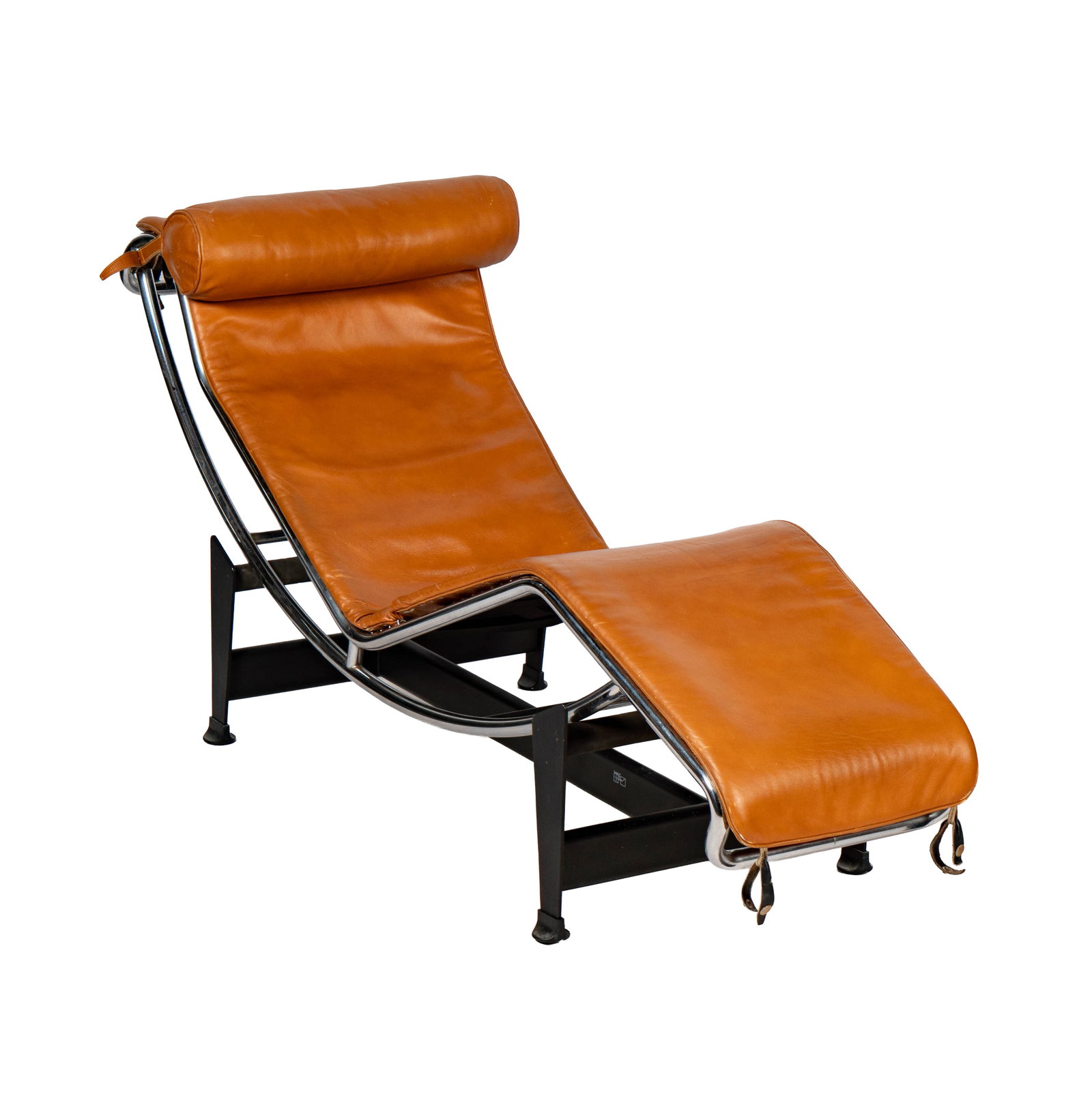 Le Corbusier LC4 Chaise Lounge (1 of 19)
