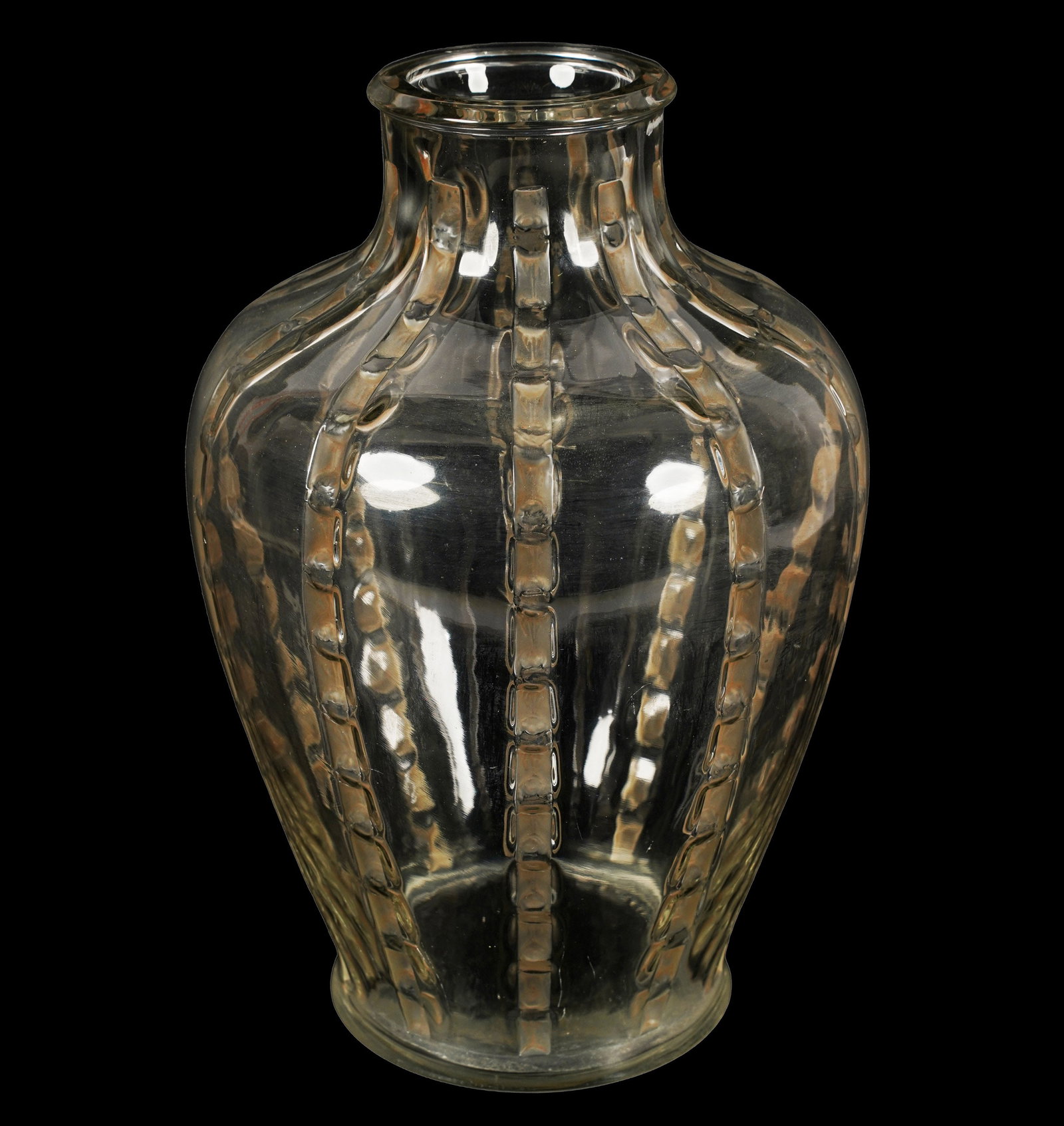 Rene Lalique Bande de Roses Vase: signed R. Lalique, 9 1/4 x 6 1/4 x 6 1/4 in.