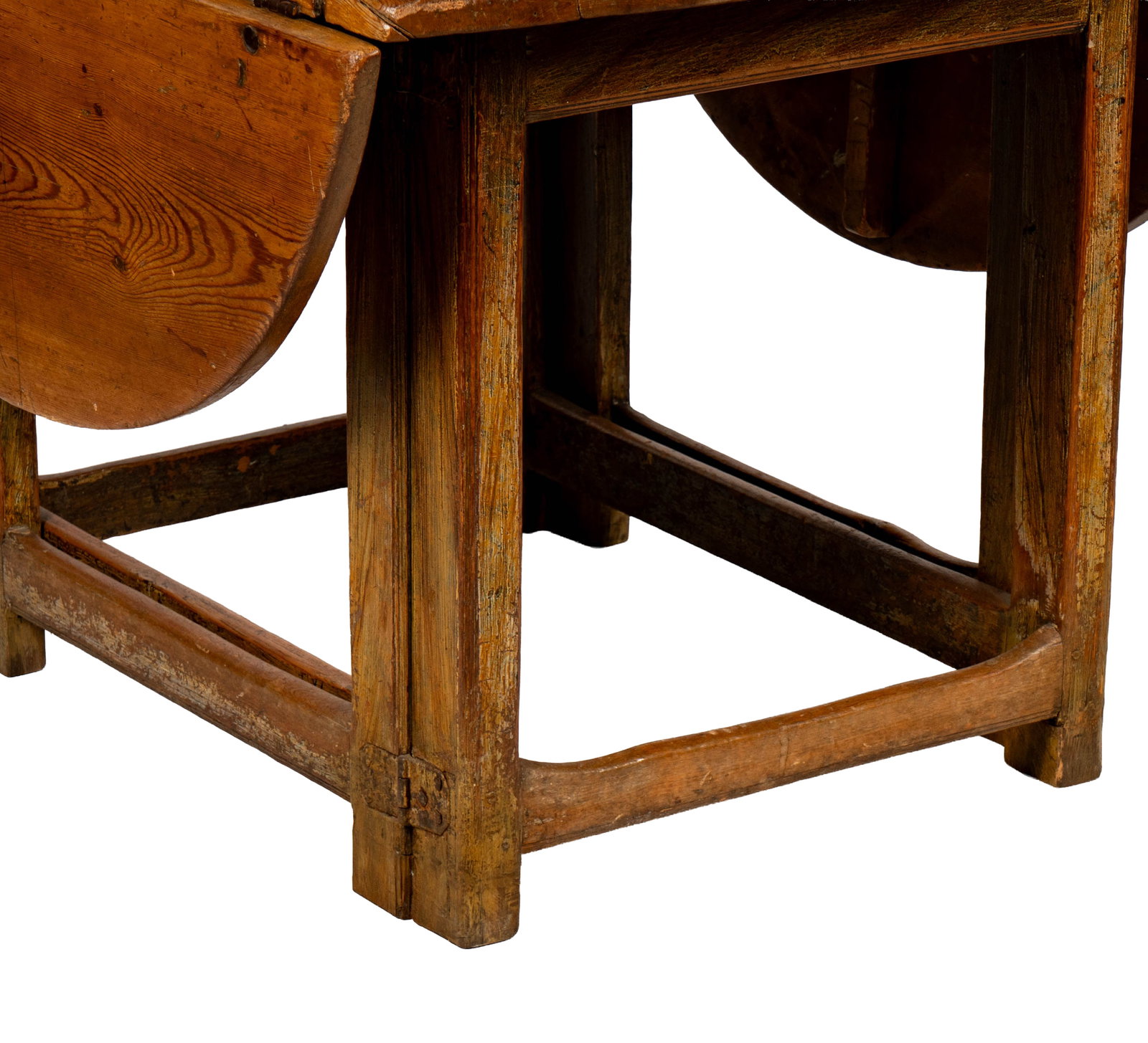 An Early American Drop-Leaf Table - 4