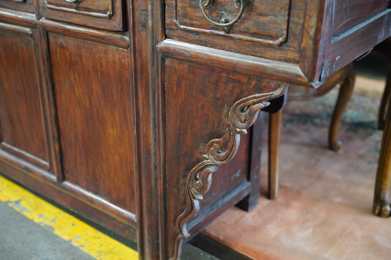 Chinese Sideboard - 3