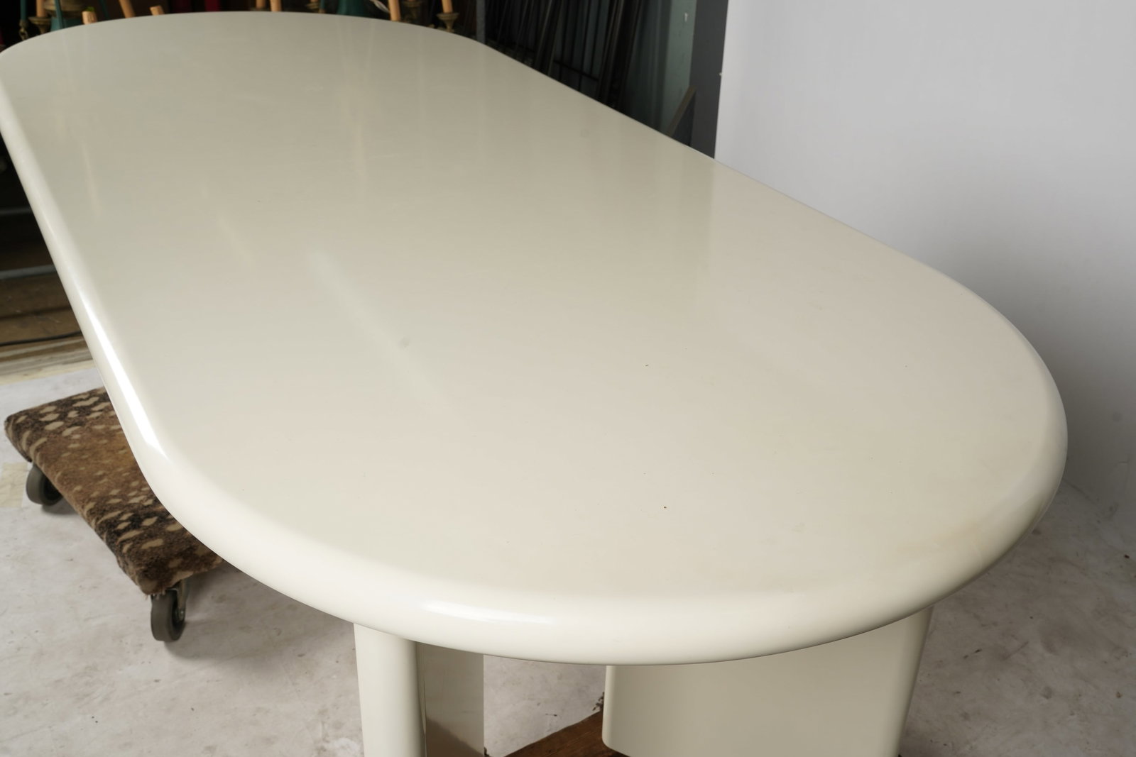 White Lacquered Table - 3