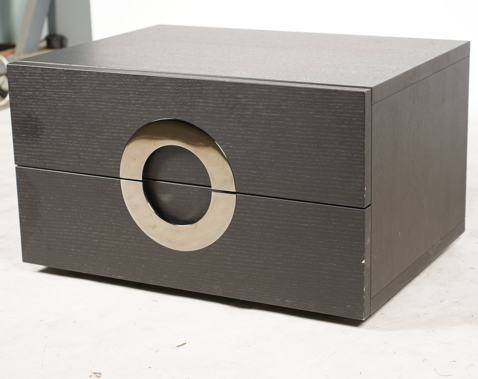 Minotti Nightstand (1 of 9)