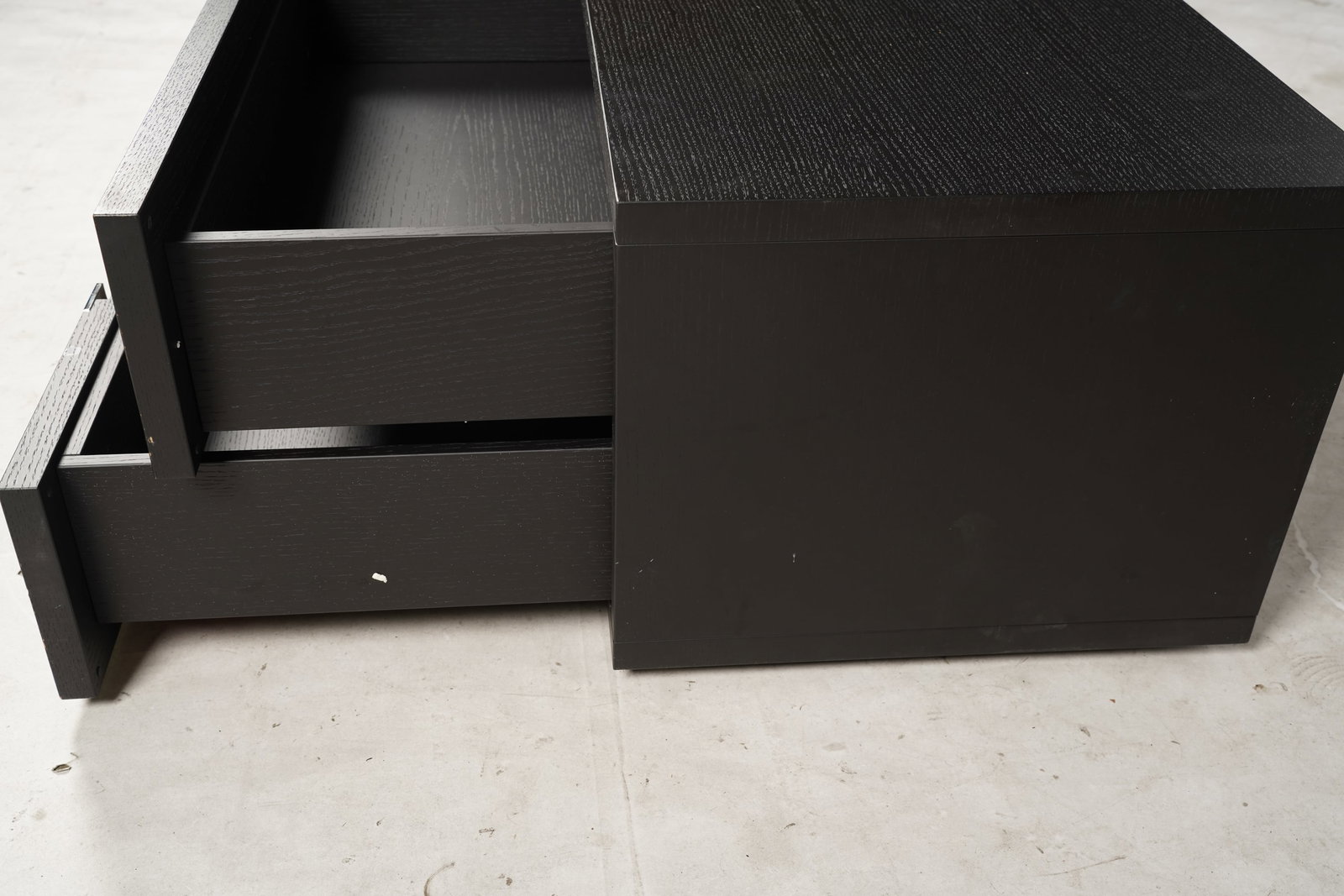 Minotti Nightstand - 8