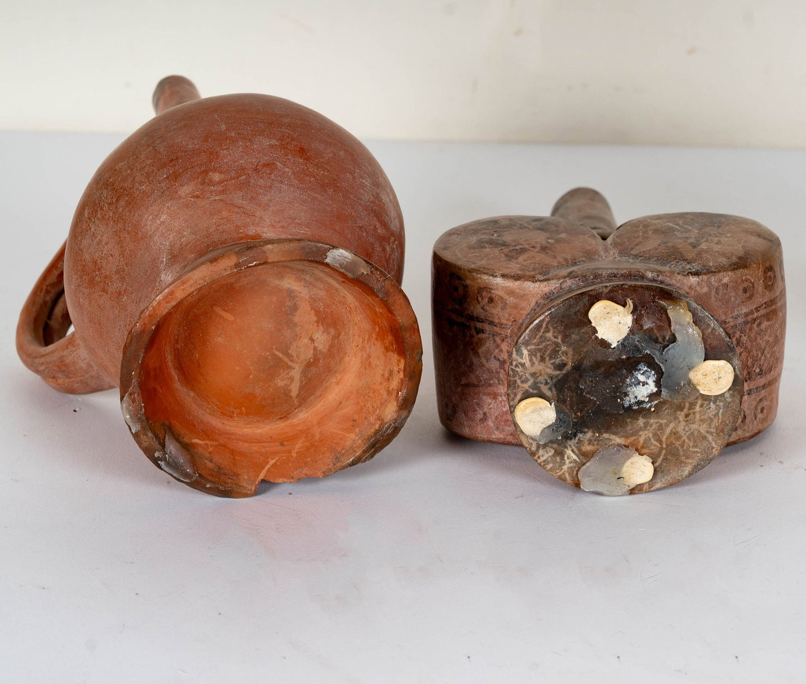 Four Pottery Table Articles - 10