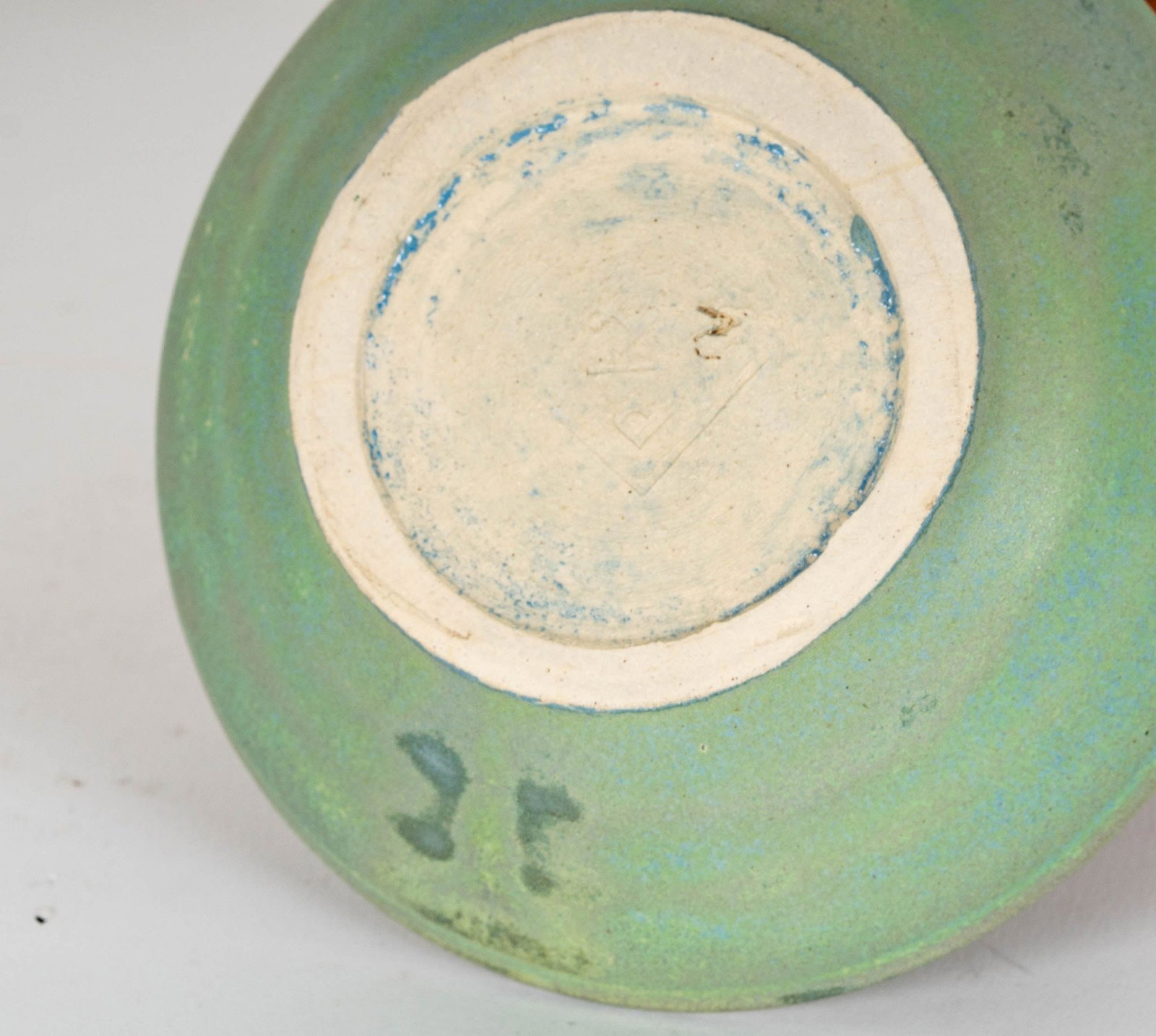 Four Pottery Table Articles - 16