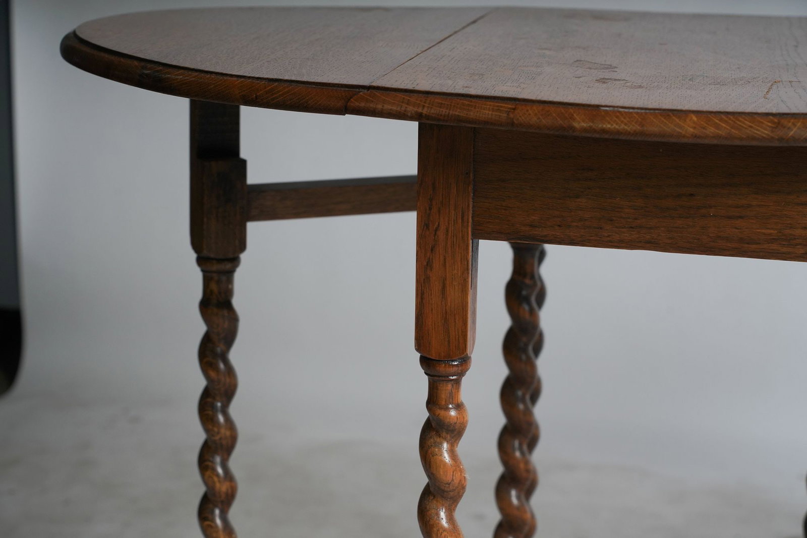 Two Assorted Turned Oak Side Tables - 4
