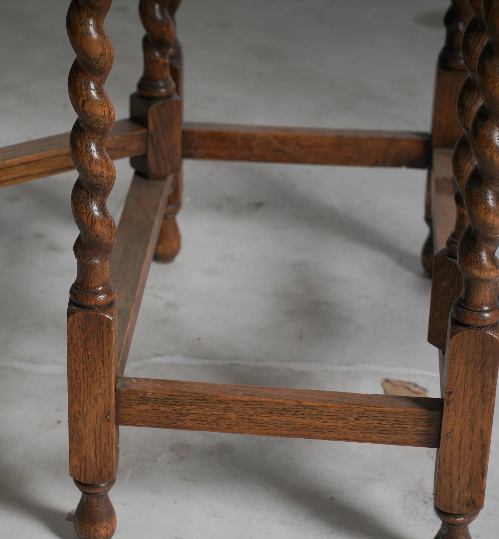 Two Assorted Turned Oak Side Tables - 5