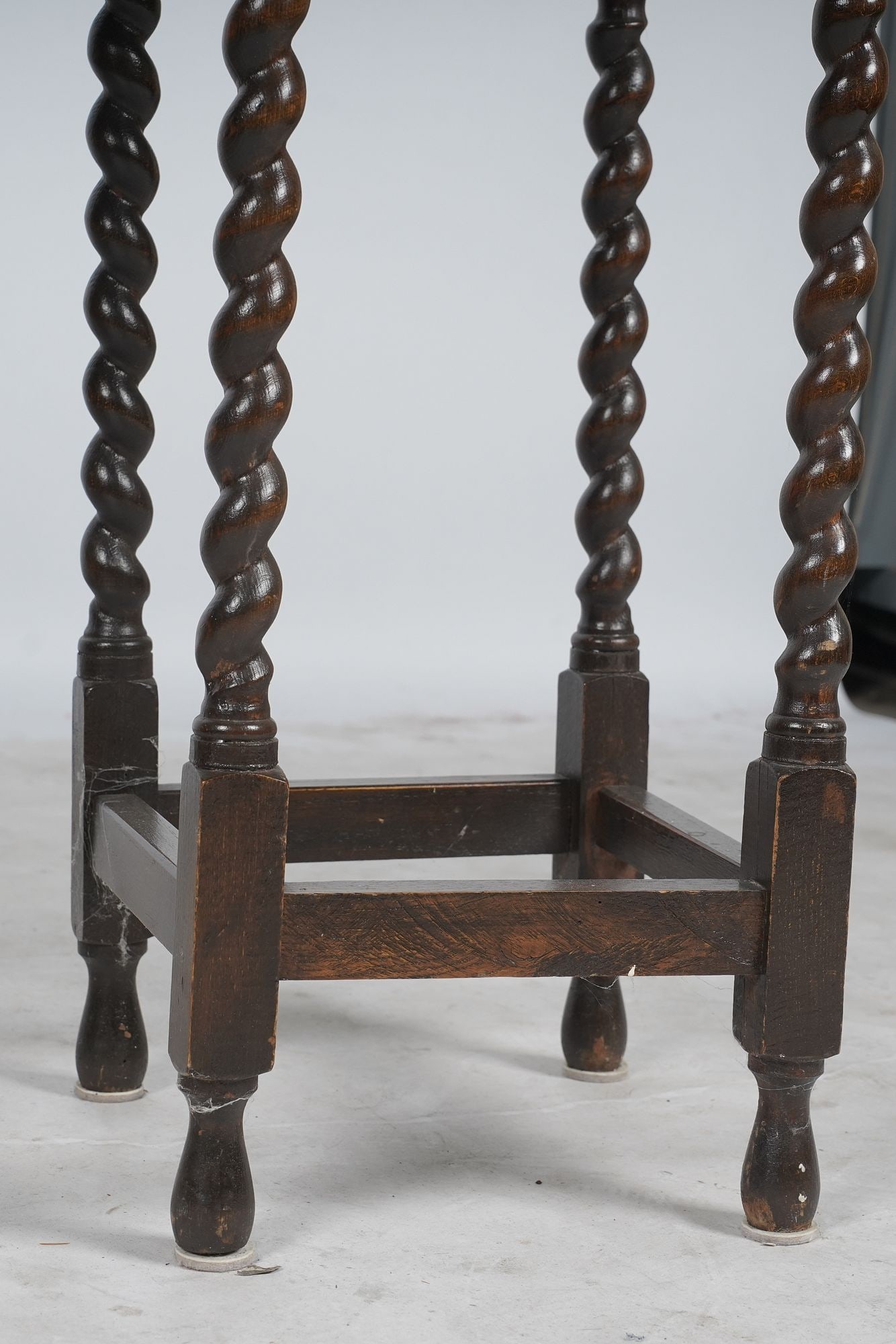 Two Assorted Turned Oak Side Tables - 7