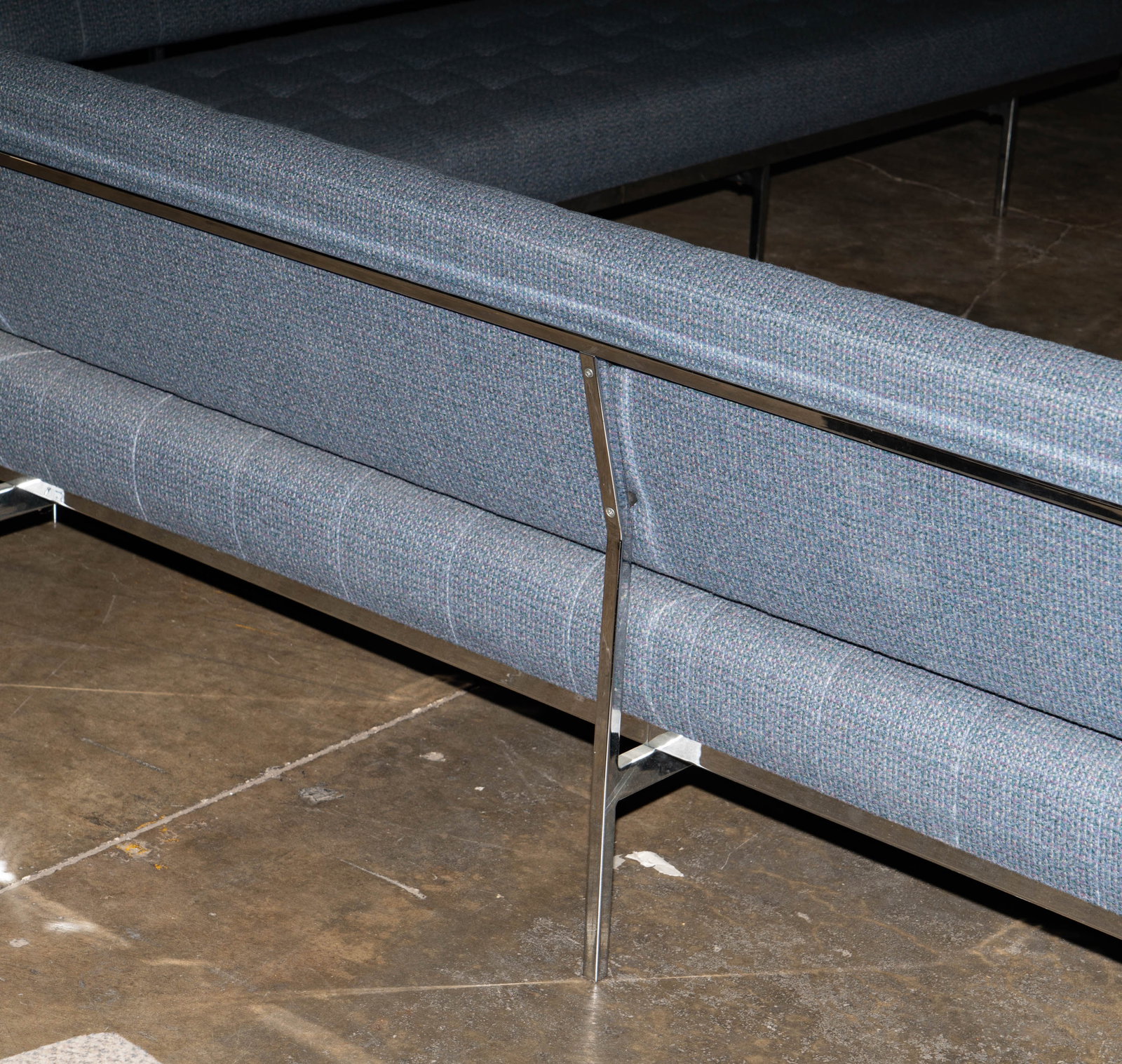 Florence Knoll: Two Sofas and End Table - 14