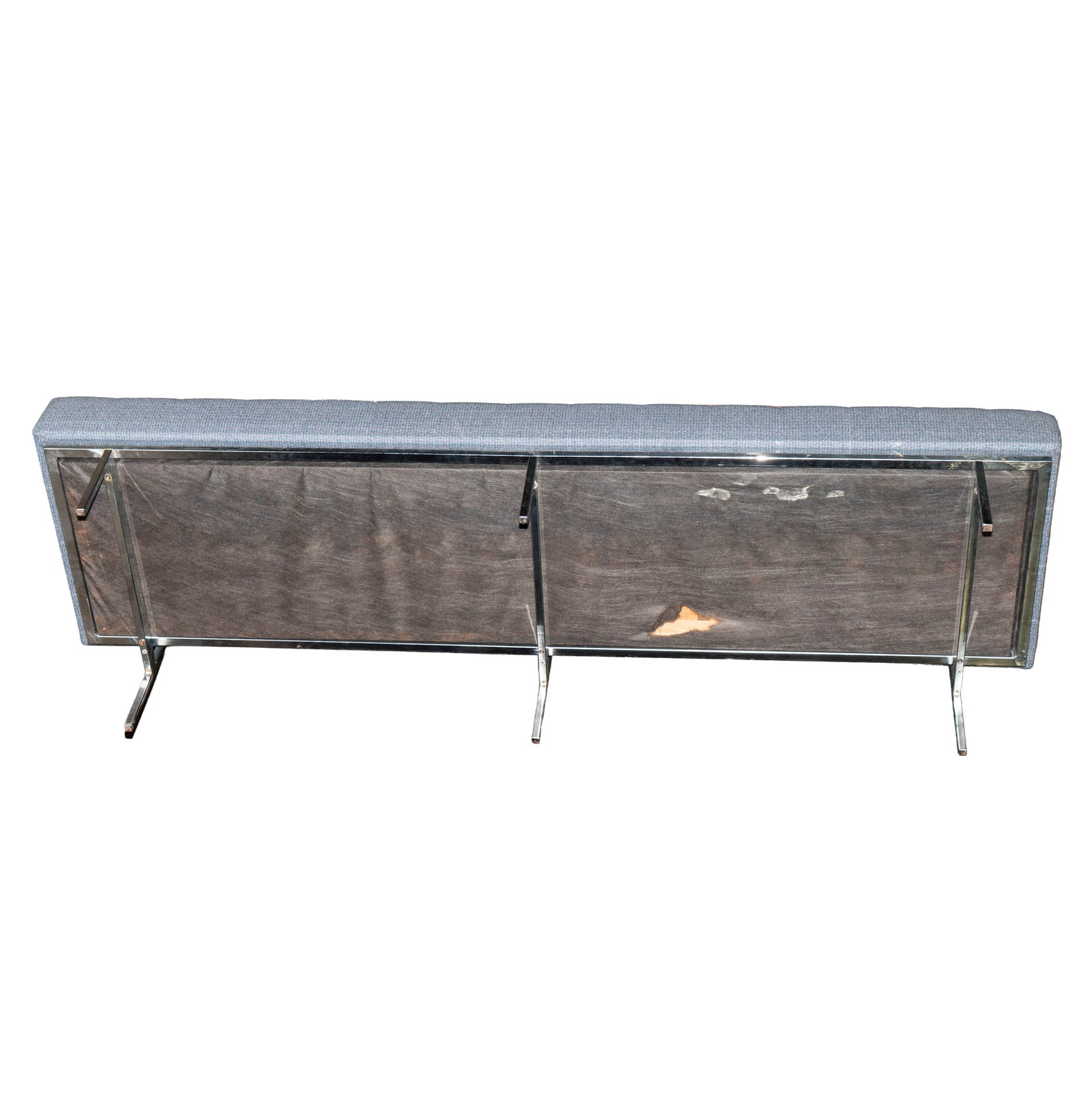 Florence Knoll: Two Sofas and End Table - 16