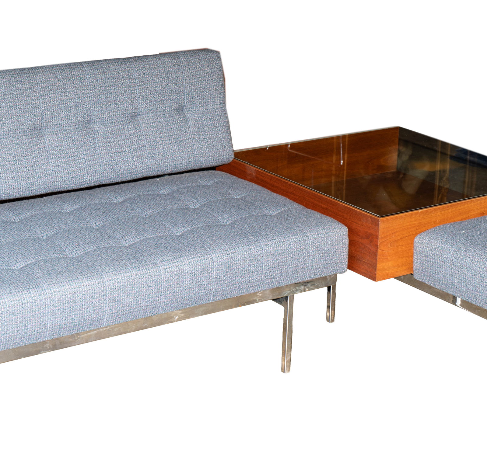 Florence Knoll: Two Sofas and End Table - 4