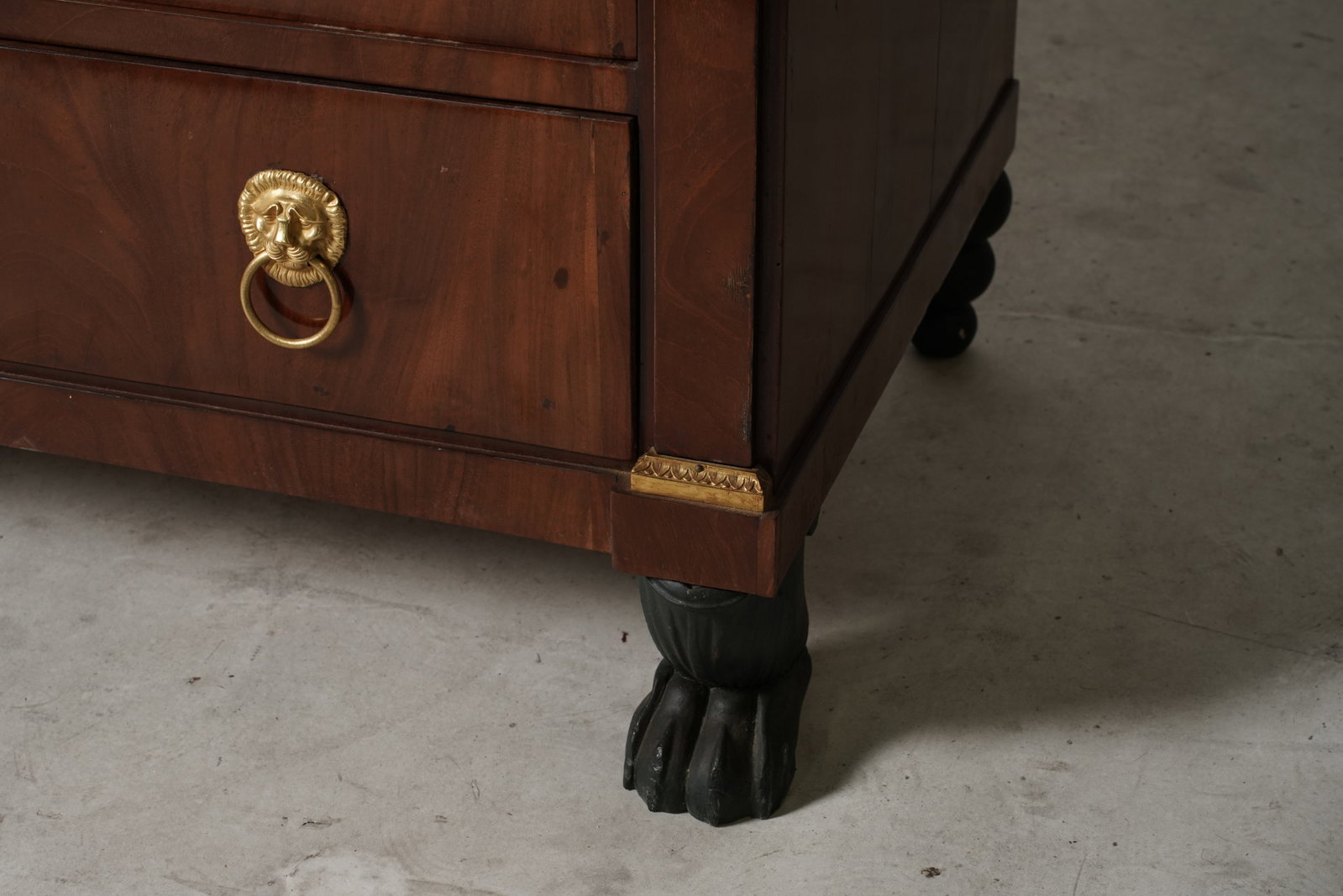 An Empire-Style Marble-Top Commode - 7