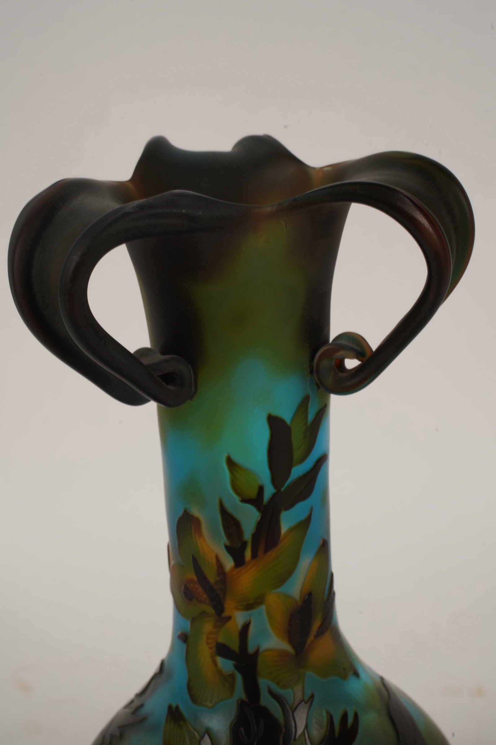 Signed Daum Nancy-Style Three Handle Vase - 2