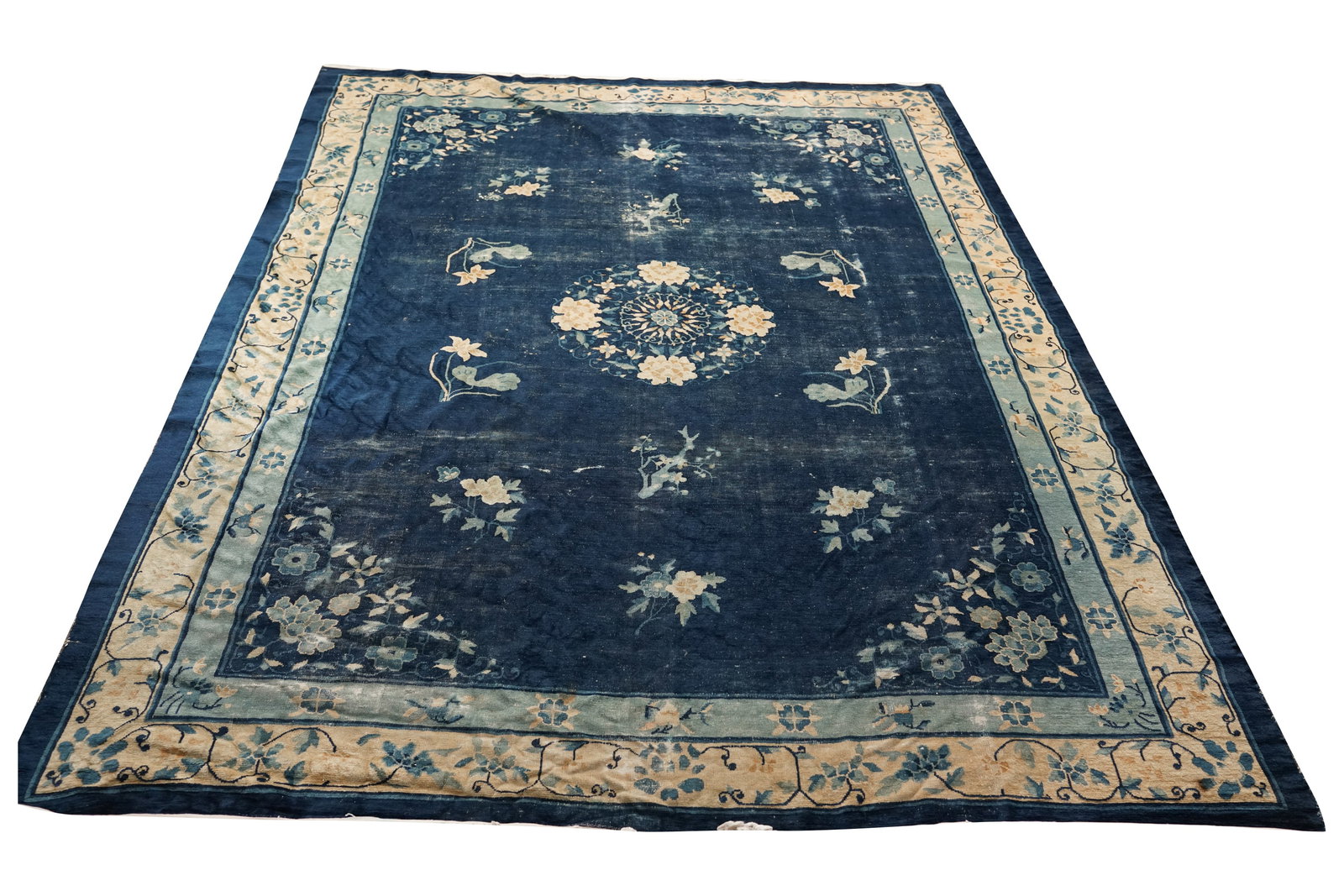 Chinese Art Deco Rug 11'8" x 8'11": wool on cotton, 11'8" x 8'11"