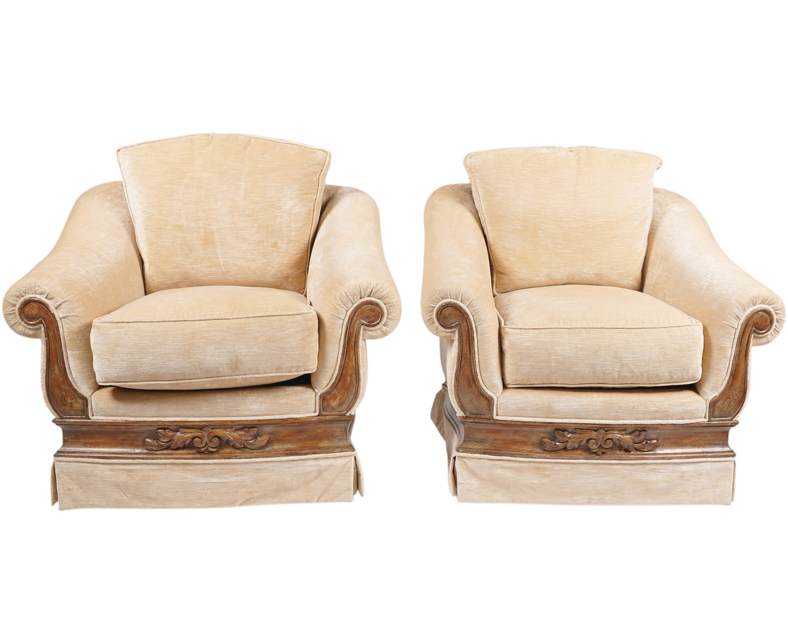 Pair of Contemporary Upholstered Club Chairs: 35 x 37 x 34 in.