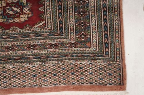 Persian Throw Rug - 4