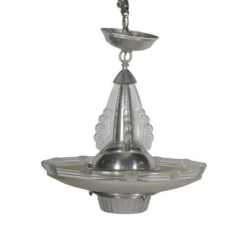 Paul Ferrante Chandelier: Buyer's Premium is 25% on Abell.com Buyer's Premium is 28% on Liveauctioneers.com 15 1/2 x 18 in.