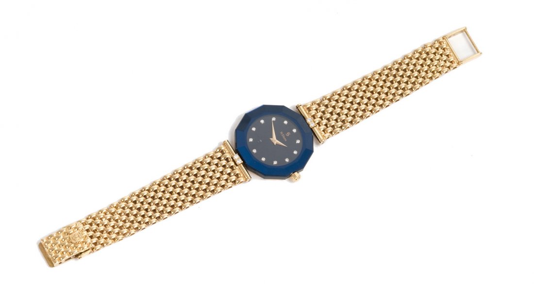 H. STERN: 18 KARAT GOLD WATCH (1 of 6)