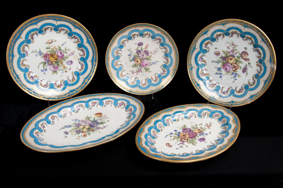 TWO SEVRES PORCELAIN PLATTERS & THREE CHARGERS (1 of 8)