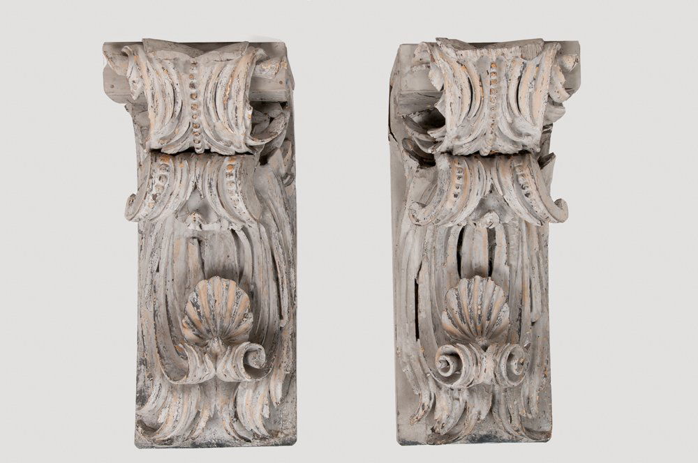 PAIR OF ITALIAN PAINTED CARVED BRACKETS (1 of 9)