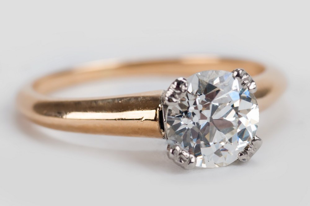 DIAMOND & 14 KARAT GOLD RING (1 of 5)