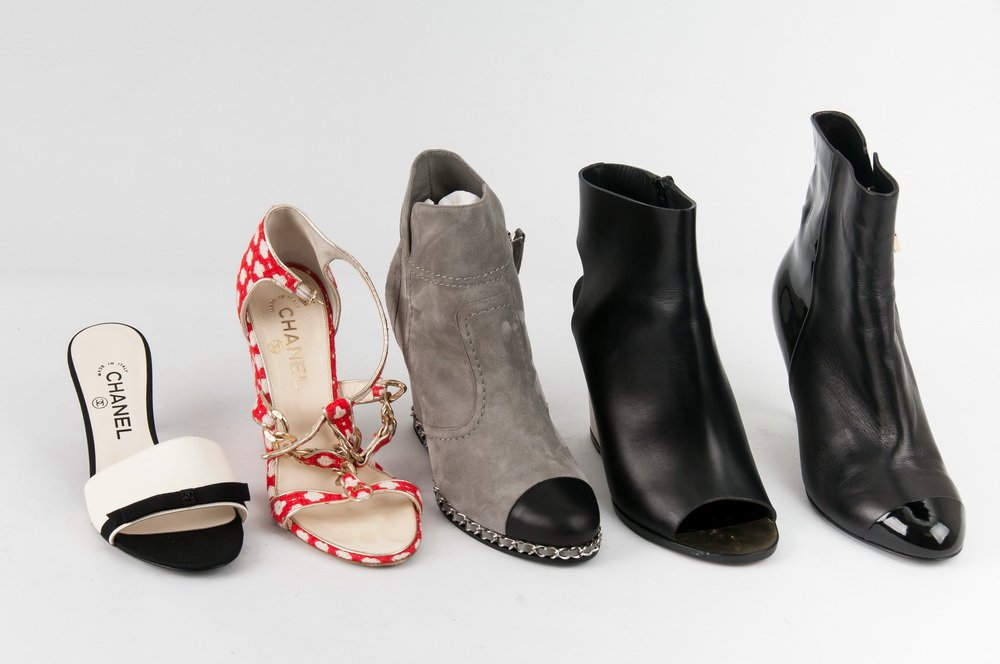 FIVE PAIR CHANEL WOMEN'S SHOES (1 of 10)