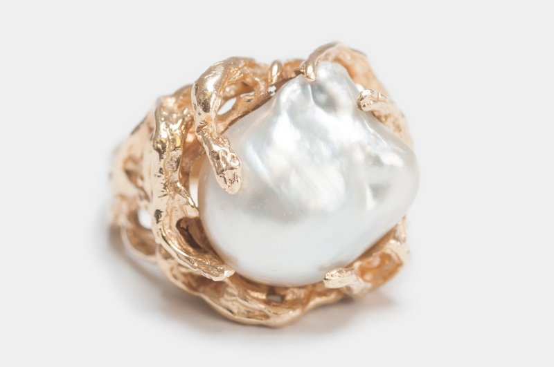 14 KARAT GOLD & PEARL RING (1 of 8)