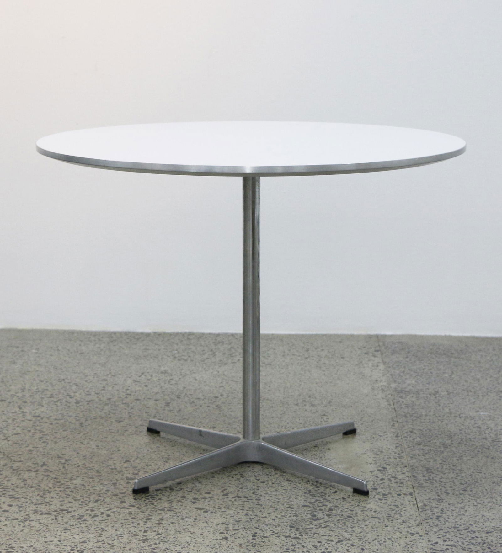 Bruno Mathsson, Piet Hein and Arne Jacobsen for Fritz (1 of 1)