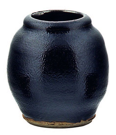 Bernard Leach (attributed): Small ovoid stoneware vase with deep black glaze. Firing flaw to top rim. Impressed St Ives mark, H.190mm Martin Hill showed Bernard Leach this small vase when he visited New Zealand in 1962. Leach in
