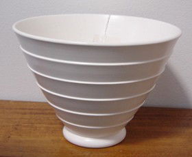 Keith Murray for Wedgwood stepped bowl: Moonstone glaze. Printed KM mark, D.185mm