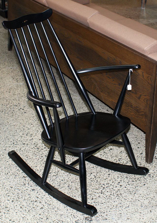 Lucian Ercolani for Ercol England: Black lacquered rocking chair with original blue label. C. 1965