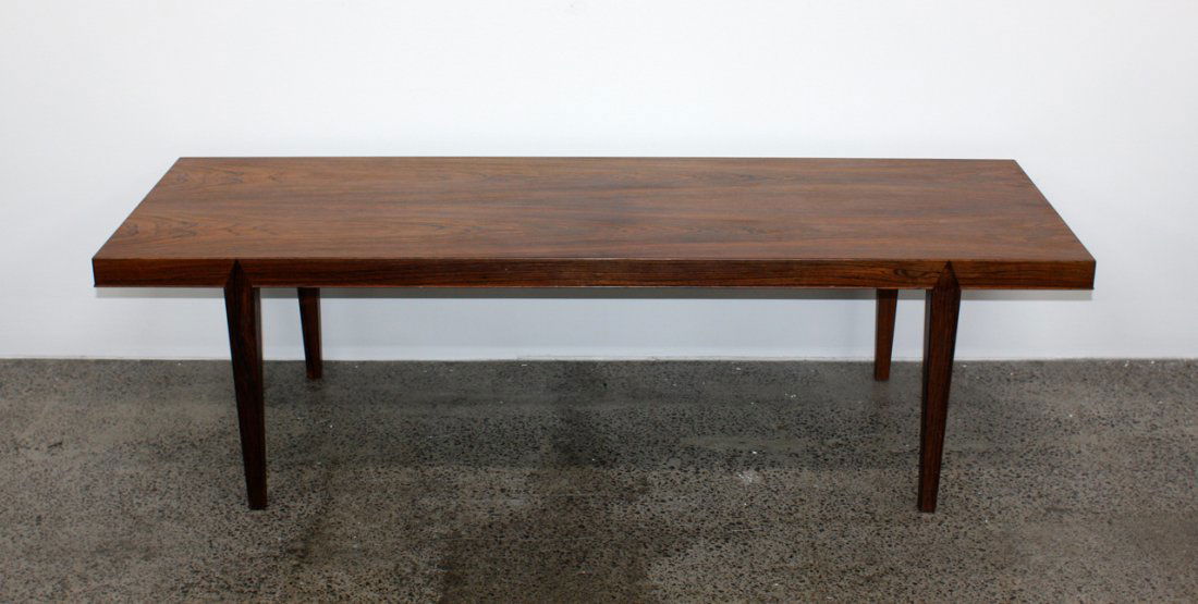 Severin Hansen for Haslev Mobelsnedkeri: An impressive Danish rosewood coffee table with rectangular top. H.480mm x L.1690mm x D.600mm