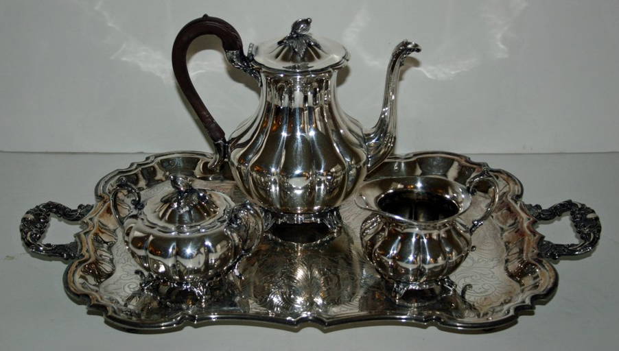 Four (4) Pc Community Silverplate 'olde English Melon'