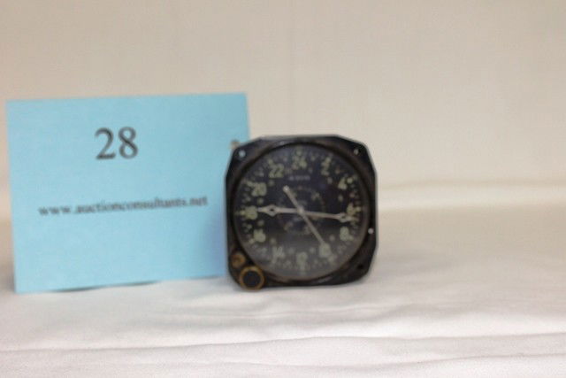 DASHBOARD CLOCK, CIVIL DAY, 8 DAY, GOOD CONDITION,: DASHBOARD CLOCK, CIVIL DAY, 8 DAY, GOOD CONDITION, 3.25 X 3.25 X 1.5IN