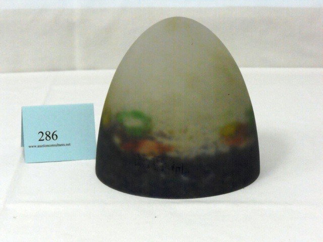 MULLER FRES GLASS LAMP SHADE LUNEVILLE, (CHIPPED),: MULLER FRES GLASS LAMP SHADE LUNEVILLE, (CHIPPED), 5.5 X 6.5IN.