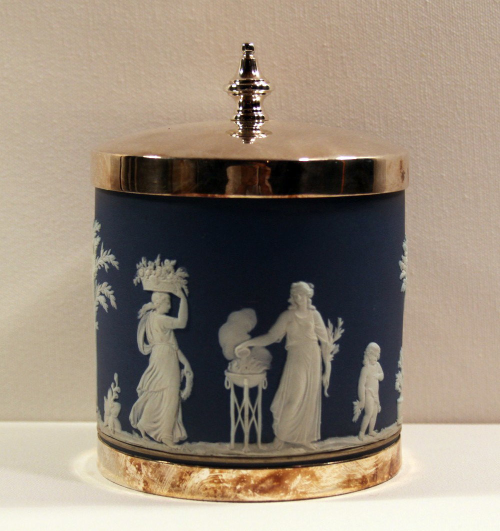 Early Wedgwood Cobalt Blue Jasperware Covered Ice B: Early Wedgwood Cobalt Blue Jasperware Covered Ice Bucket. Sterling Rim, good condition.