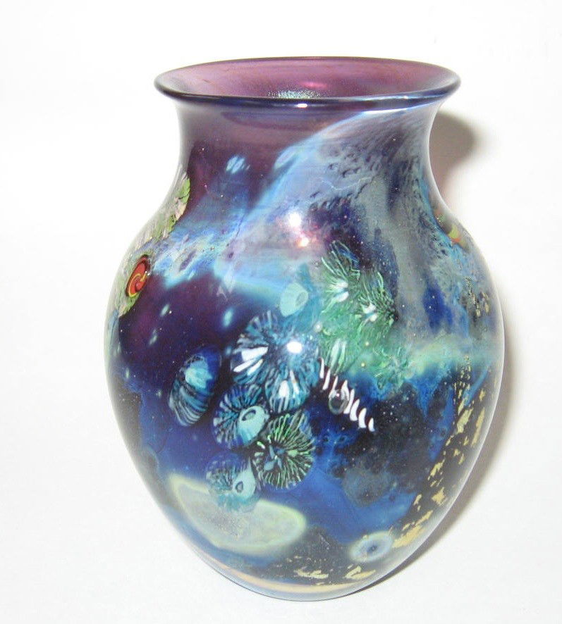Josh Simpson Art glass vase,: ovoid form in purple and blue heavy crystal decorated with an underwater scene of fish and see weed, adorned with iridescent overtones, signed Simpson 4-16-01, 5" ht.