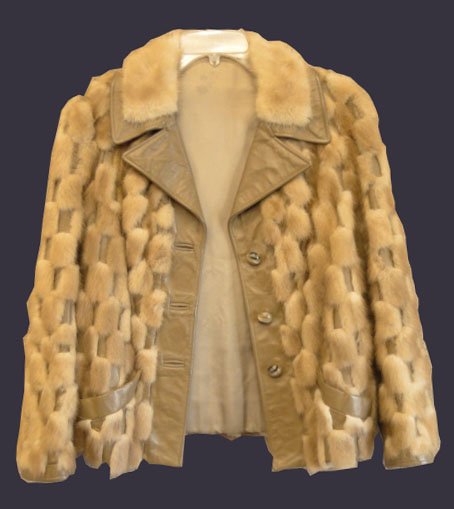DESIGNER LIGHT BROWN MINK & TAN LEATHER JACKET: DESIGNER LIGHT BROWN MINK & TAN LEATHER JACKET Measures Inside Coat from Shoulder to Shoulder 17 Inches Wide Very Good Condition Well kept Not Dry, SHIPPING $ 40 PLUS INS