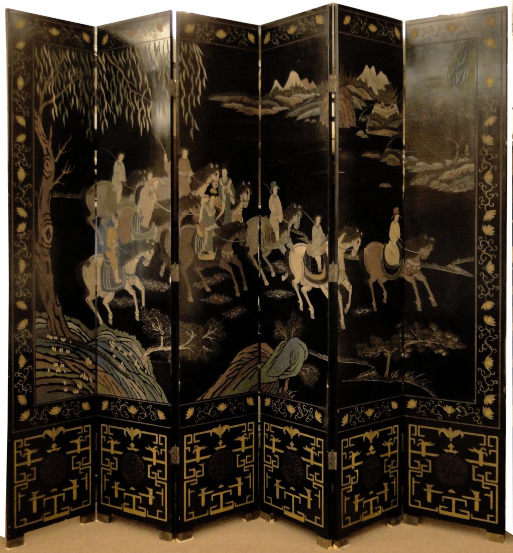 ANTIQUE MONUMENTAL CHINESE CARVED SCREEN: ANTIQUE MONUMENTAL CHINESE CARVED SCREEN Early 20th Century Depicting Nomadic Tribe on Horseback. Hand Painted Figures with Mountains & Boarder of Leaves Black Lacquered with Carved & Hand Painted Flo
