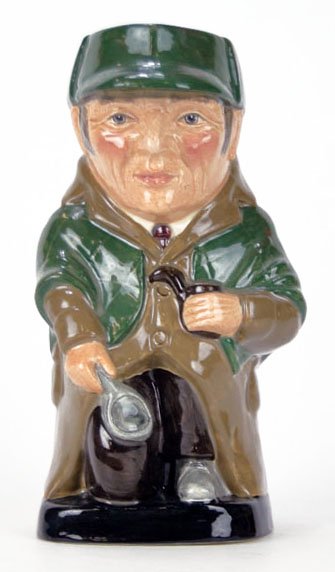 ROYAL DOULTON SHERLOCK HOLMES: ROYAL DOULTON SHERLOCK HOLMES Measures Approximately 8 3/4 Inches Tall WE WILL SHIP THIS ITEM FOR $25 PLUS INSURANCE