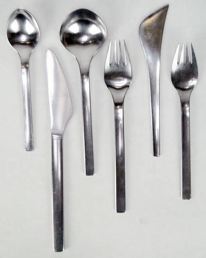 GEORG JENSEN SET STAINLESS STEEL FLATWARE: GEORG JENSEN SET STAINLESS STEEL FLATWARE Georg Jensen Set of Moderne Stainless Steel Flatware. To Include 13 Knives, 12 Fish Knives, 13 Salad Forks, 10 Dinner Forks, 11 Soup Spoons, 15 Tea Spoons WE 