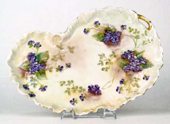 ANTIQUE LIMOGES HAND PAINTED DRESSER TRAY WITH VIO: ANTIQUE LIMOGES HAND PAINTED DRESSER TRAY WITH VIOLETS Measures Approximately 12 1/2 Inches Long by the William Guerrin Limoges Company Artist Signed Staebler 1905. Kidney in Shape with Scalloped Edge