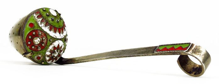 ANTIQUE CAUCASIAN ENAMELED TEA INFUSER: ANTIQUE CAUCASIAN ENAMELED TEA INFUSER Marked 916 with an Imperial Star Possibly Turkish. Measures Approximately 4-1/2" Long. Weighs 1ozt. Beautifully Enameled in Red and Green WE WILL SHIP THIS ITEM