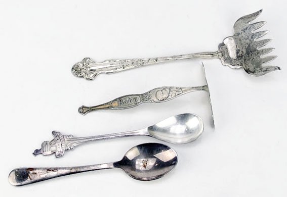 SEVEN PIECES OF ASSORTED STERLING SILVER - 2