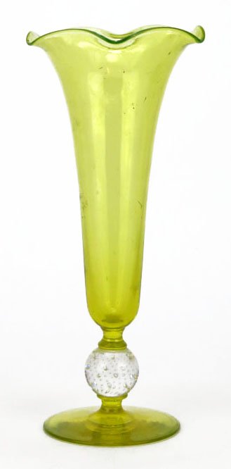 VINTAGE HAND BLOWN CONTROLLED BUBBLE VASELINE VASE: VINTAGE HAND BLOWN CONTROLLED BUBBLE VASELINE VASE In the Manor of Pairpoint, with Controlled Bubble Base. Measures Approximately 11-1/2" Tall. Heavy Vaseline Glass Apprentice. Attributed to Uranium O
