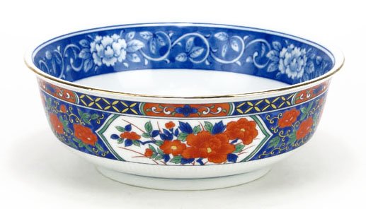 LOVELY TIFFANY & COMPANY PORCELAIN ORIENTAL BOWL: LOVELY TIFFANY & COMPANY PORCELAIN ORIENTAL BOWL measures 7 1/2" in diameter, signed to base Tiffany, mid 20th century WE WILL NOT SHIP THIS ITEM BUT CAN RECOMMEND A SHIPPER FOR YOU