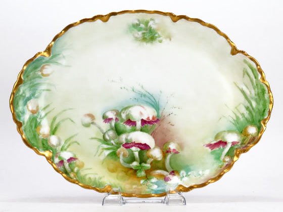 ANTIQUE HAVILAND LIMOGES HAND PAINTED TRAY: ANTIQUE HAVILAND LIMOGES HAND PAINTED TRAY measures 13.5" long. With fruit motif and light green ground antique gold border in very good condition We will not ship this item. We will happily recommend