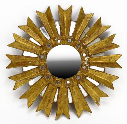 ANTIQUE FLORENTINE GOLD LEAF SUN BURST MIRROR: ANTIQUE FLORENTINE GOLD LEAF SUN BURST MIRROR Measures 11" in diameter. Some chipping. And a few small repairs. We will not ship this lot but we can recommend one of our local shippers.